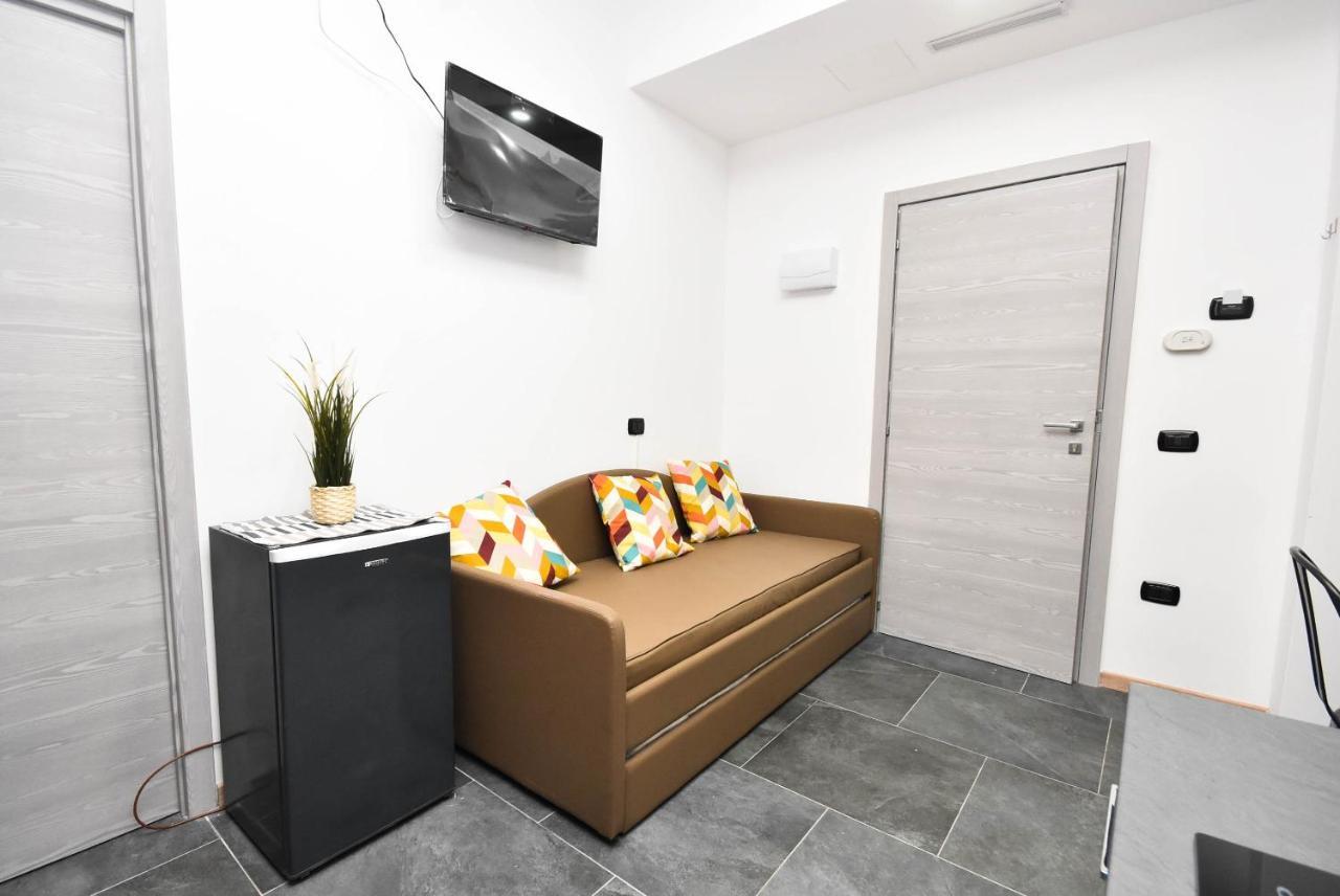 Hotel Crisvan Rimini Kültér fotó