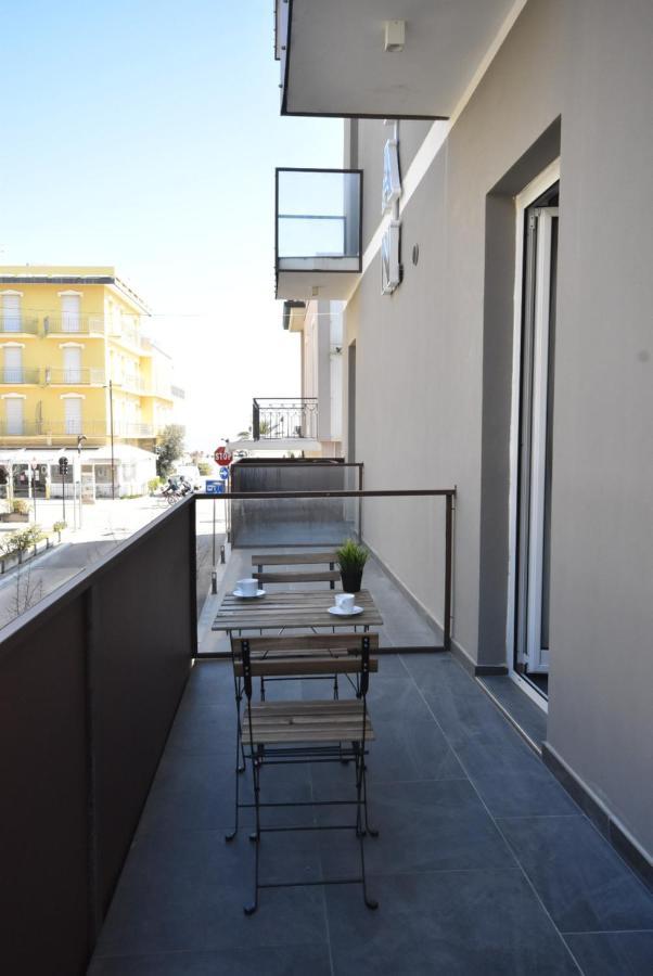 Hotel Crisvan Rimini Kültér fotó