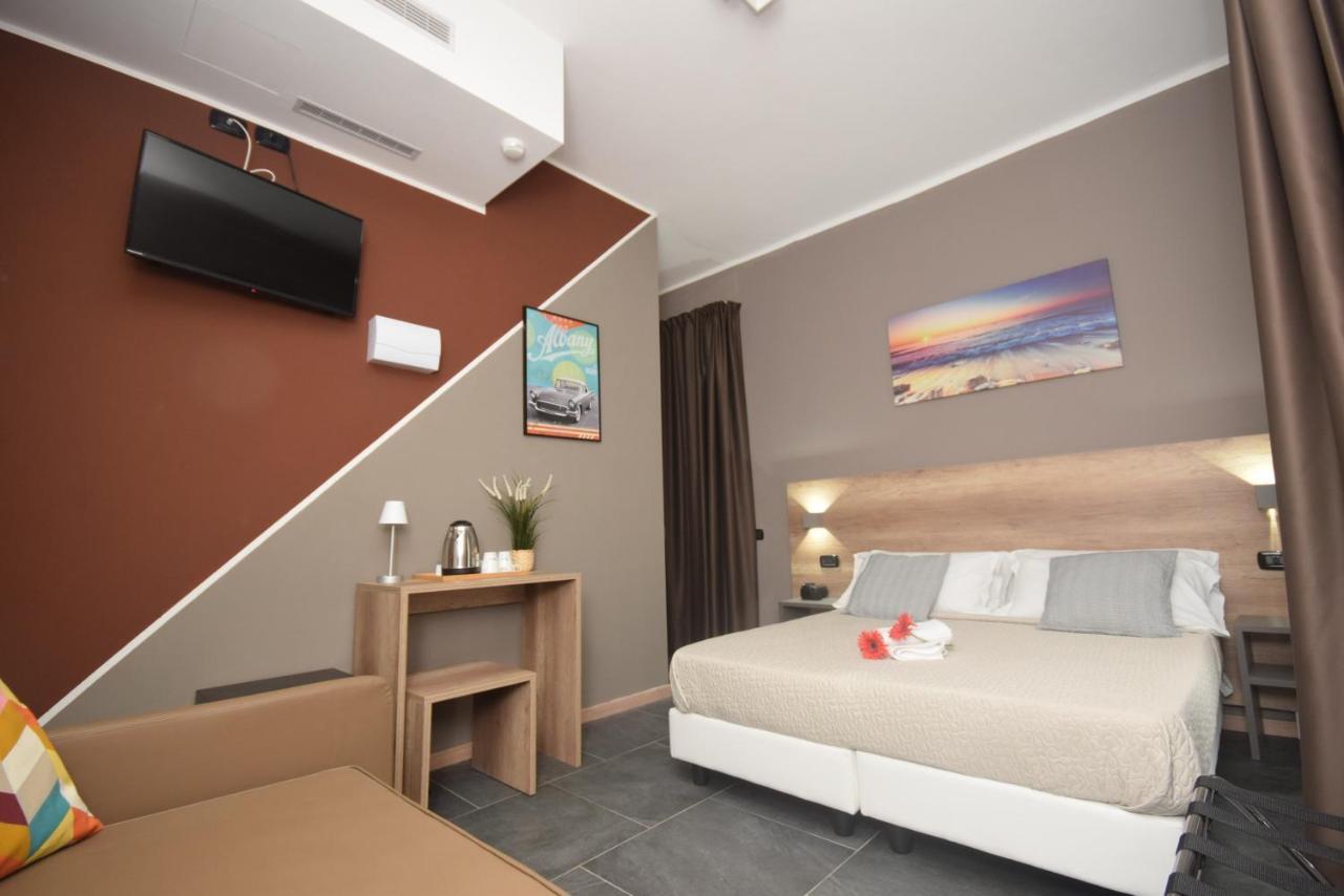 Hotel Crisvan Rimini Kültér fotó
