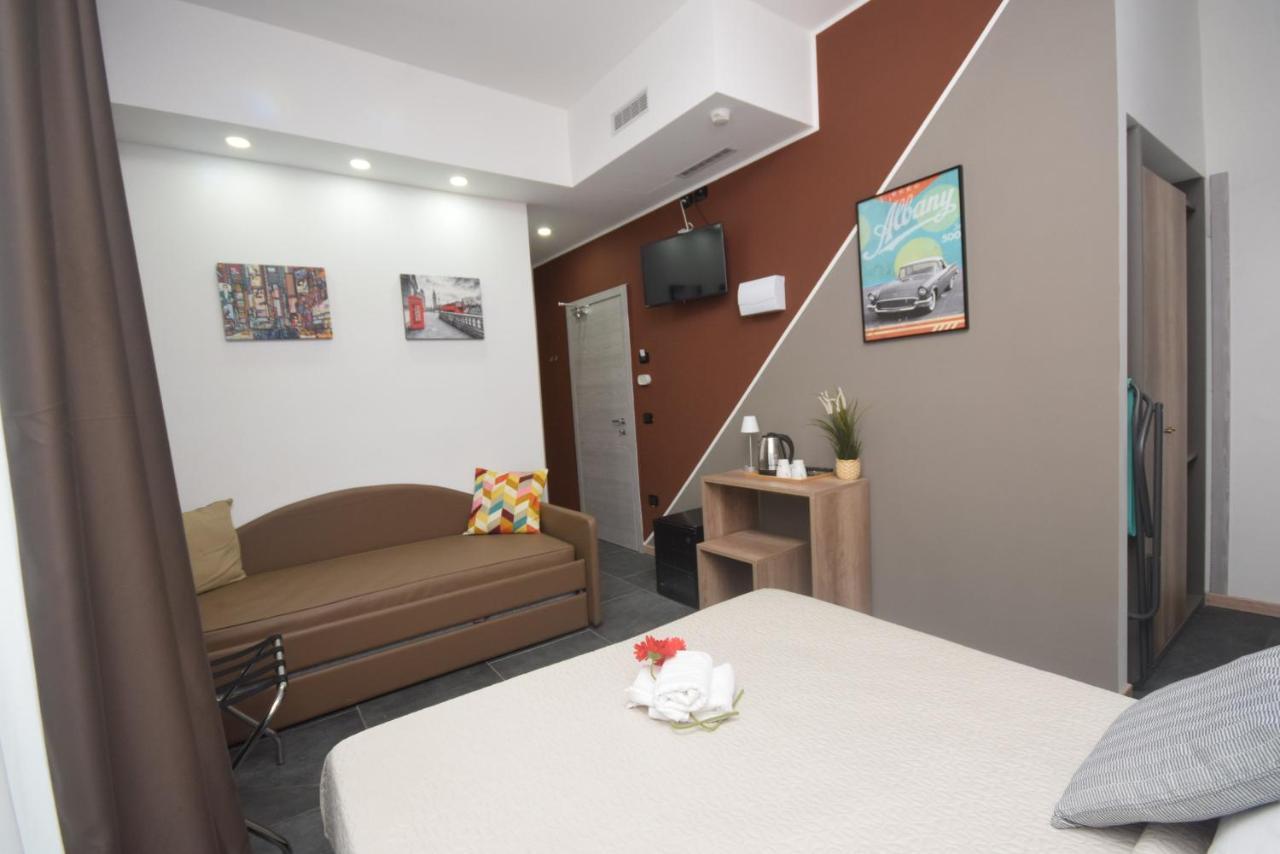 Hotel Crisvan Rimini Kültér fotó